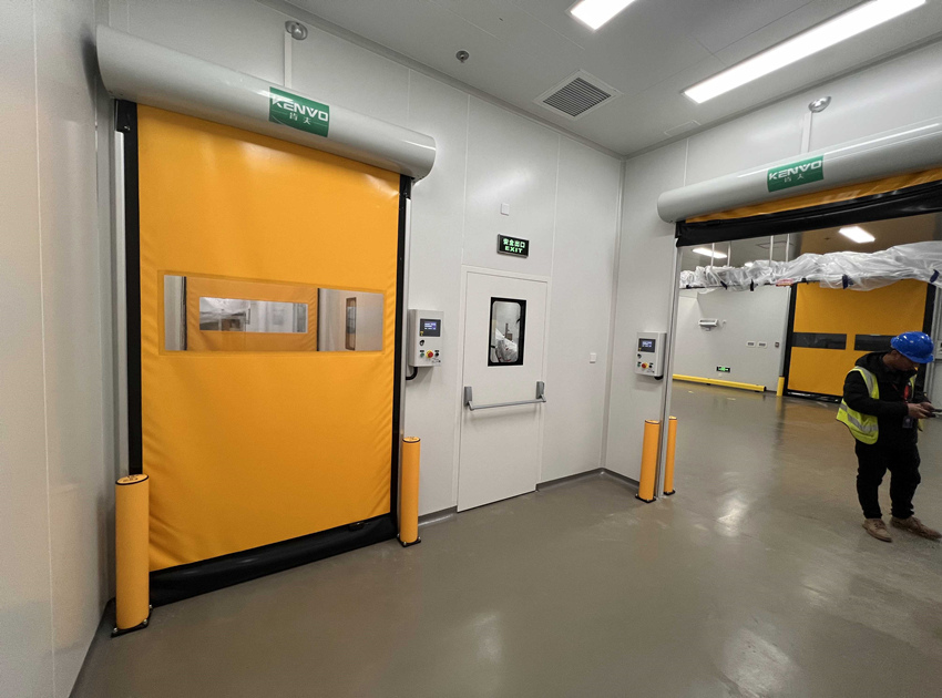 Interlocked Cleanroom Doors — construction details